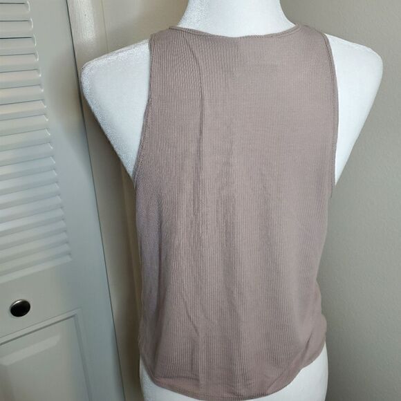Sadie & Sage blush tan ribbed tank top Size Medium - Picture 3 of 9